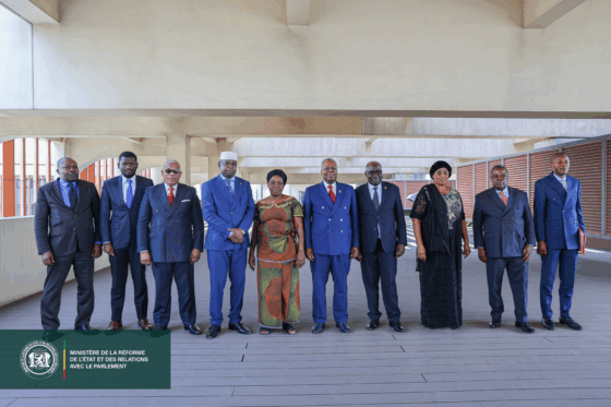 RENCONTRE ENTRE LE MINISTRE LUC JOSEPH OKIO ET LE PRESIDENT DU GROUPE PARLEMENTAIRE DE LA MAJORITE PRESIDENTIELLE AU SENAT